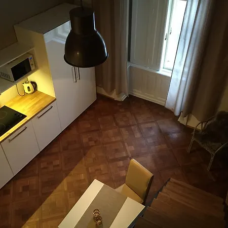 Charles Square Apartman *