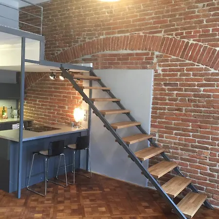 Charles Square Apartman Prága
